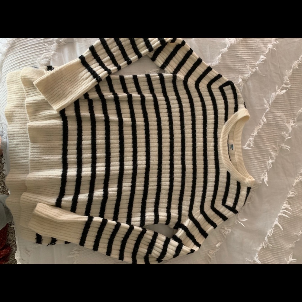 Striped old navy sweater